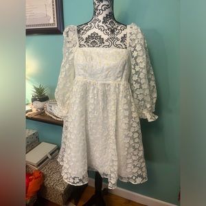 Vada Winter White A-line Dress with Bishop Sleeves and Square Neck.  Large.